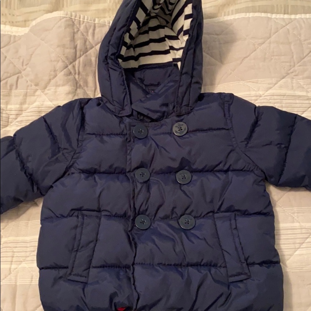 Hooded navy blue puffer jacket, size 12-18 months